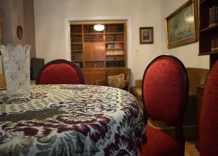George Apartment
